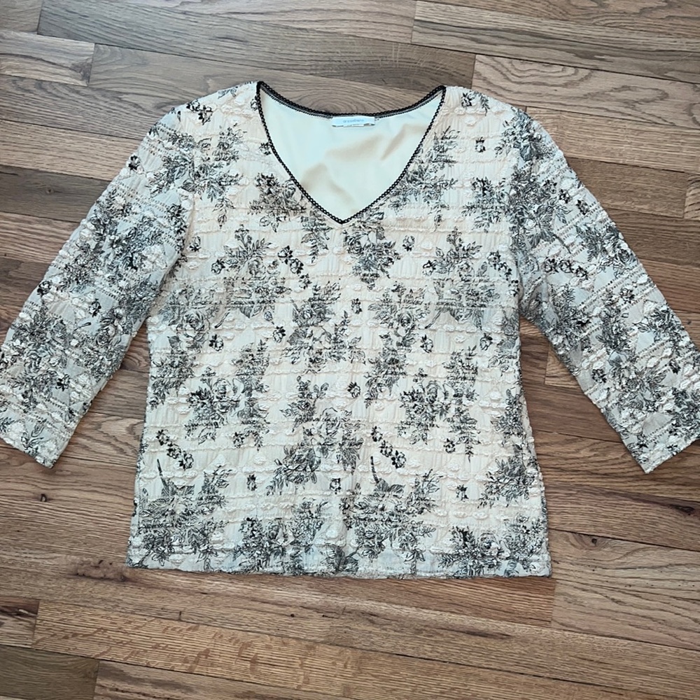 Dress Barn V-Neck Floral Ruched Blouse